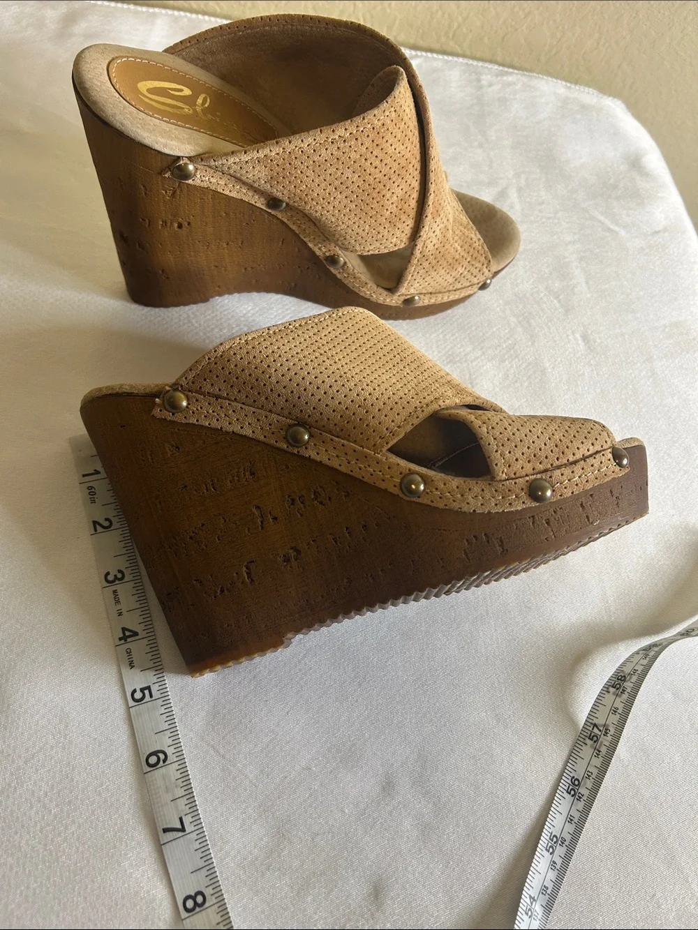 Sbicca Vintage Collection Suede Wedge Sandals Size 10M